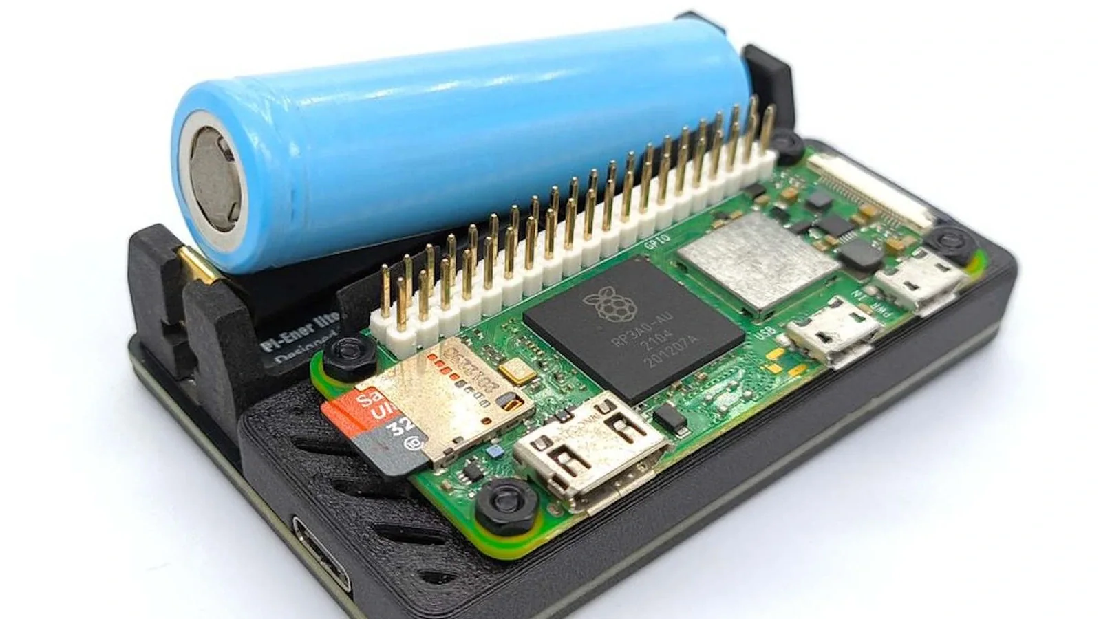 Pi-Ener-lite дает Raspberry Pi Zero ИБП со сменным аккумулятором 18650