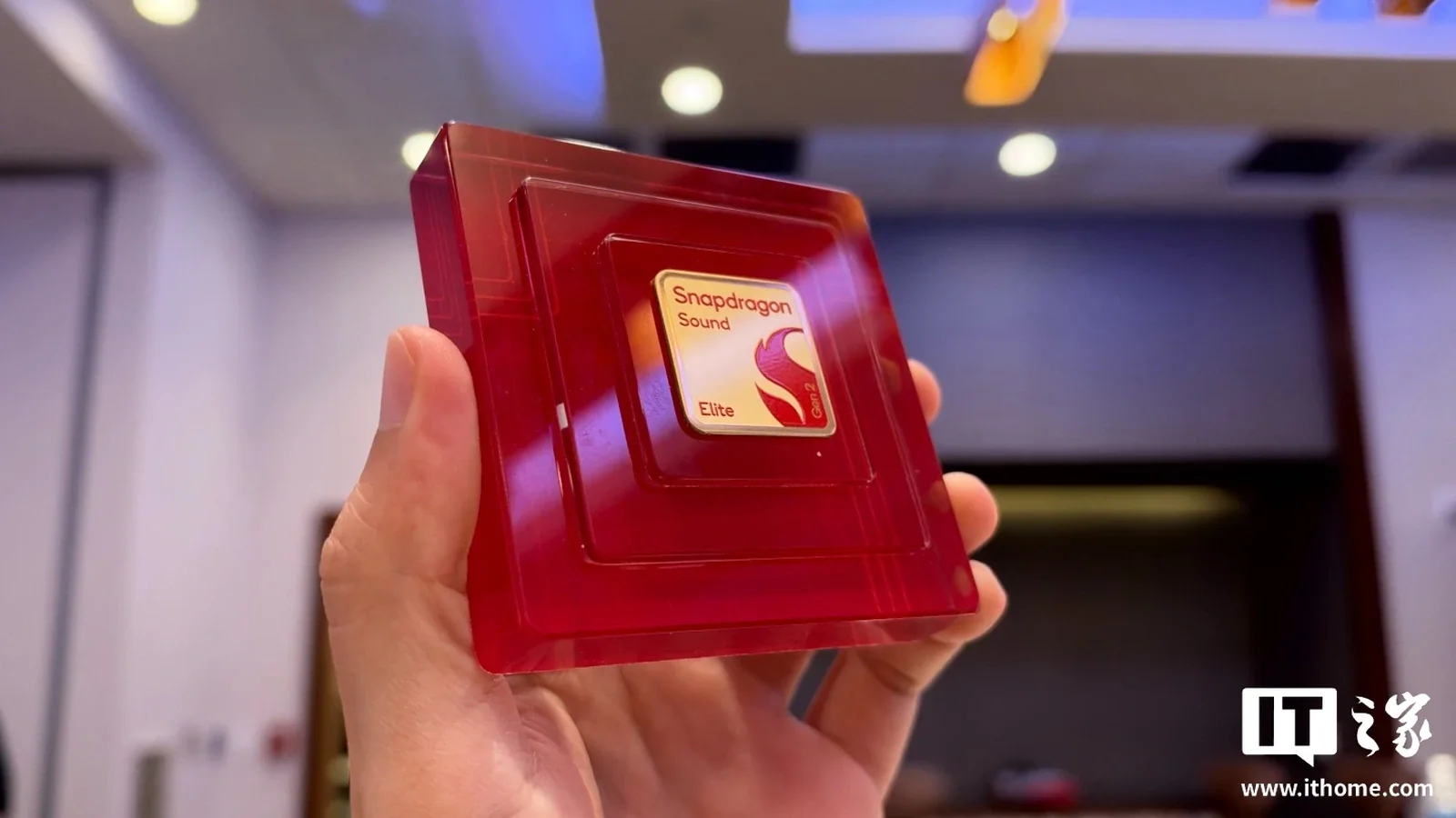 Qualcomm показала камеру, которая видит лицо, но не должна знать, чье оно