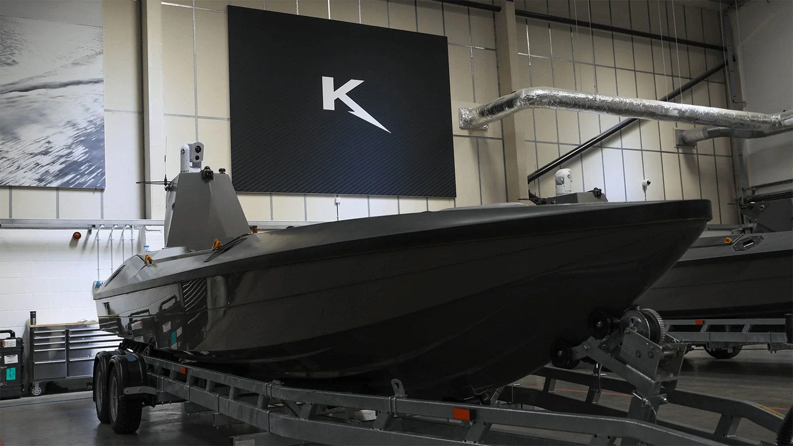 Британский флот отключил камеры морских дронов от сети из-за соединений с Китаем
