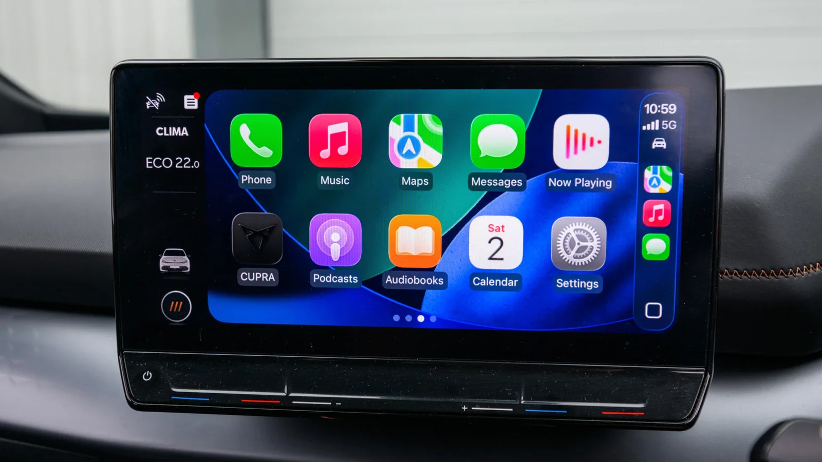 Почему Apple CarPlay разряжает iPhone быстрее обычного