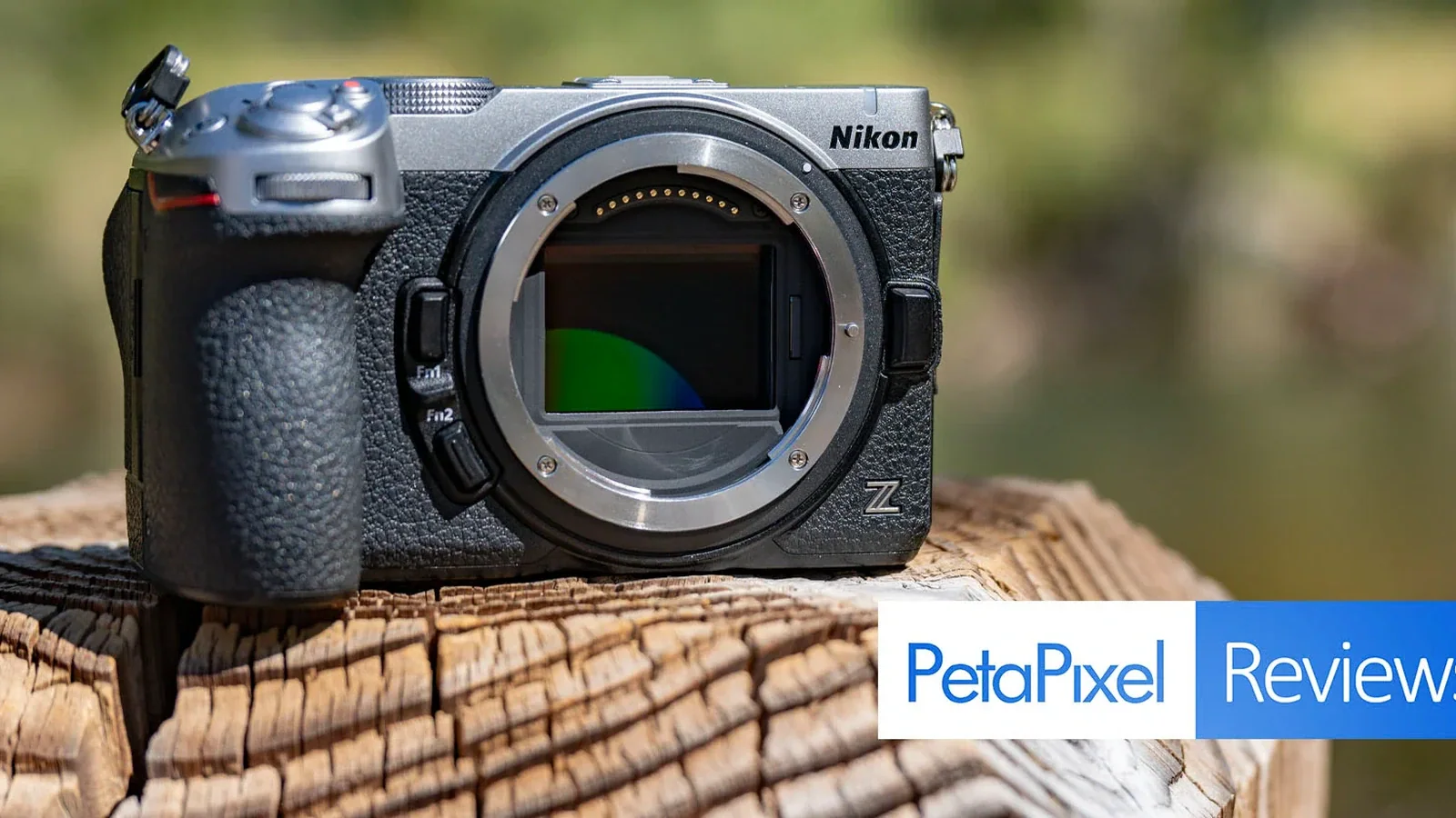 Nikon Z5 IIC стала дешевле Z5 II, но лишилась видоискателя