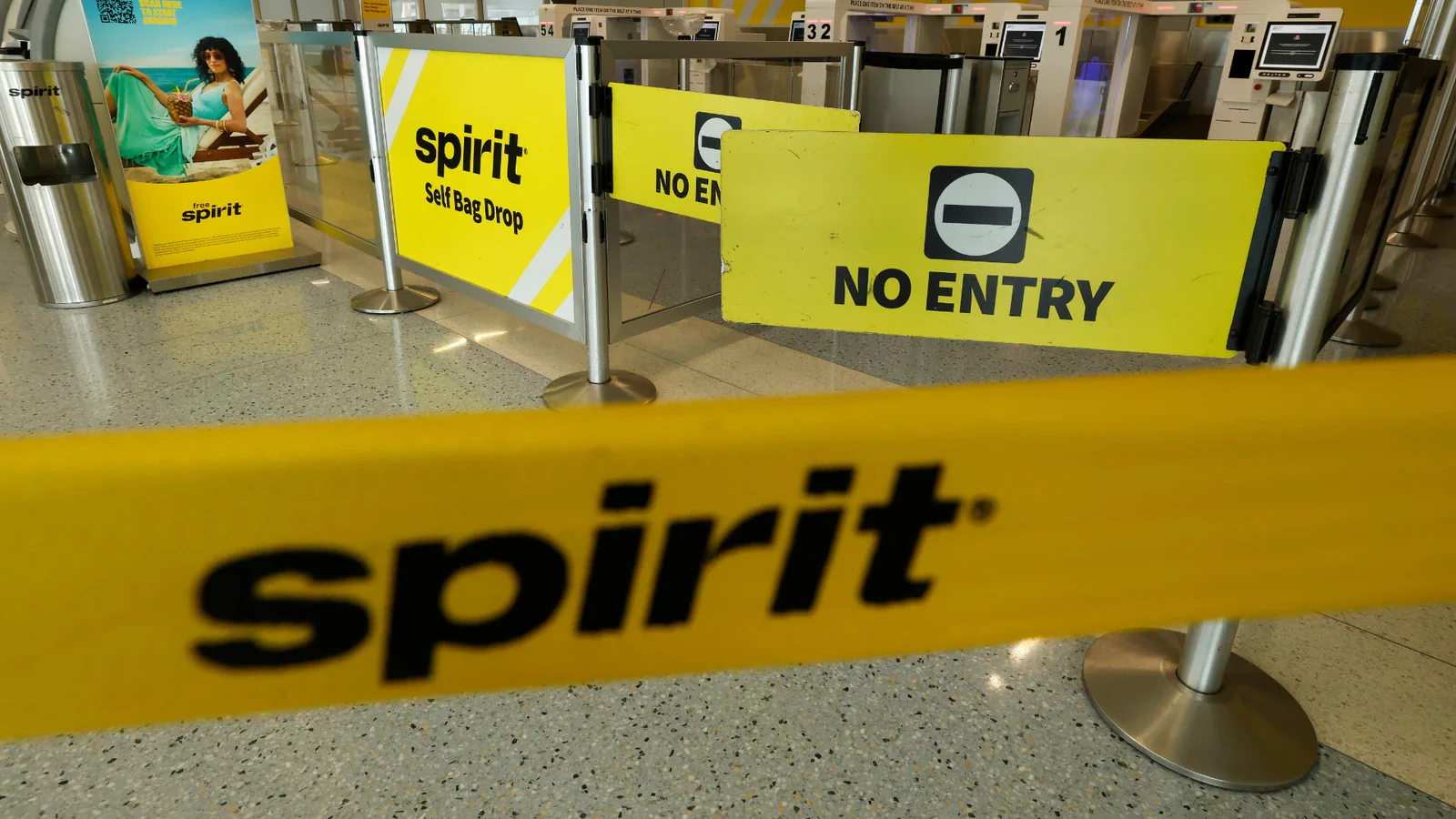 Google выиграла аукцион на цифровой архив Spirit Airlines за 850 млн рублей