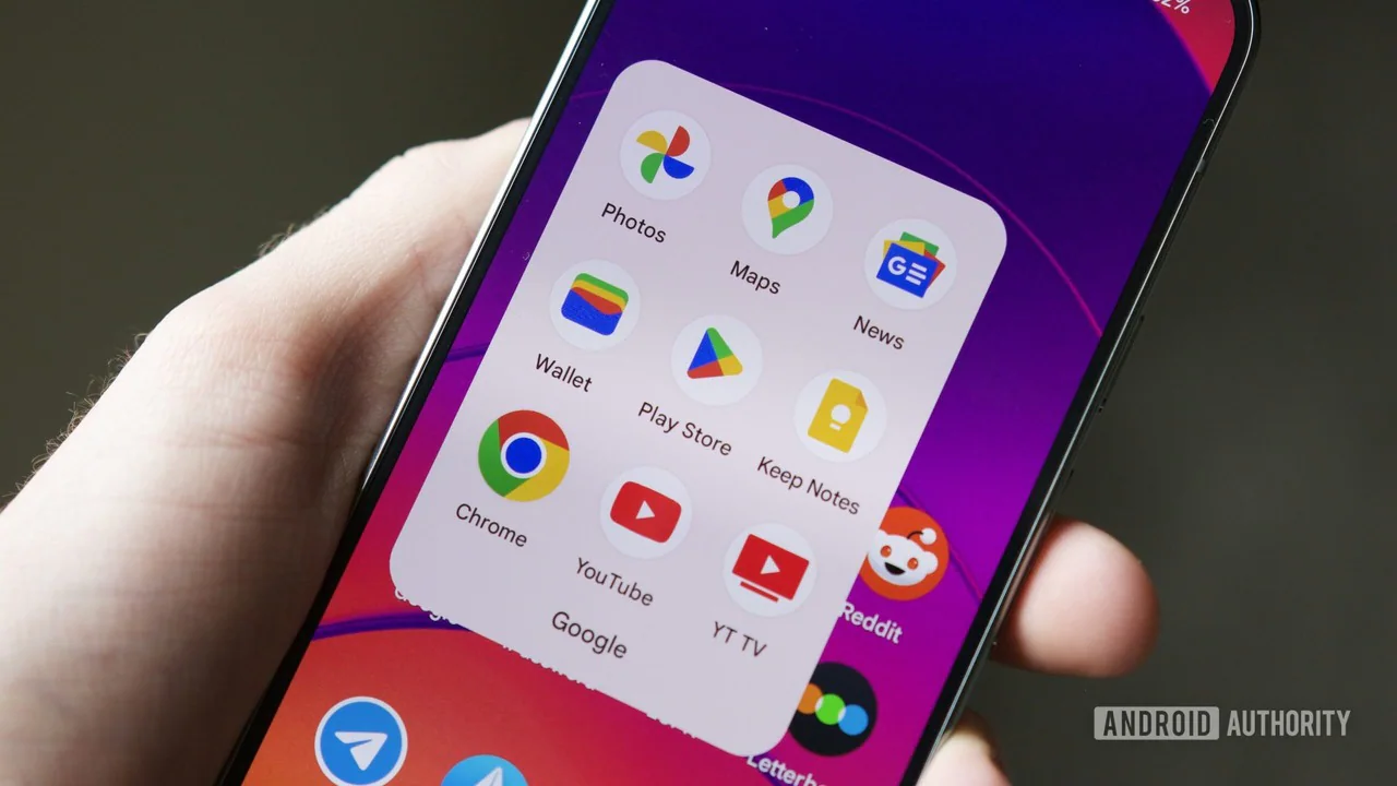 Google разрешила использовать данные Gmail и Фото для рекламы. Что изменилось на самом деле