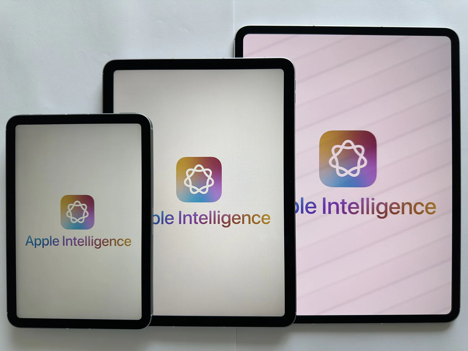 Apple Intelligence, работающая на устройствах Apple.