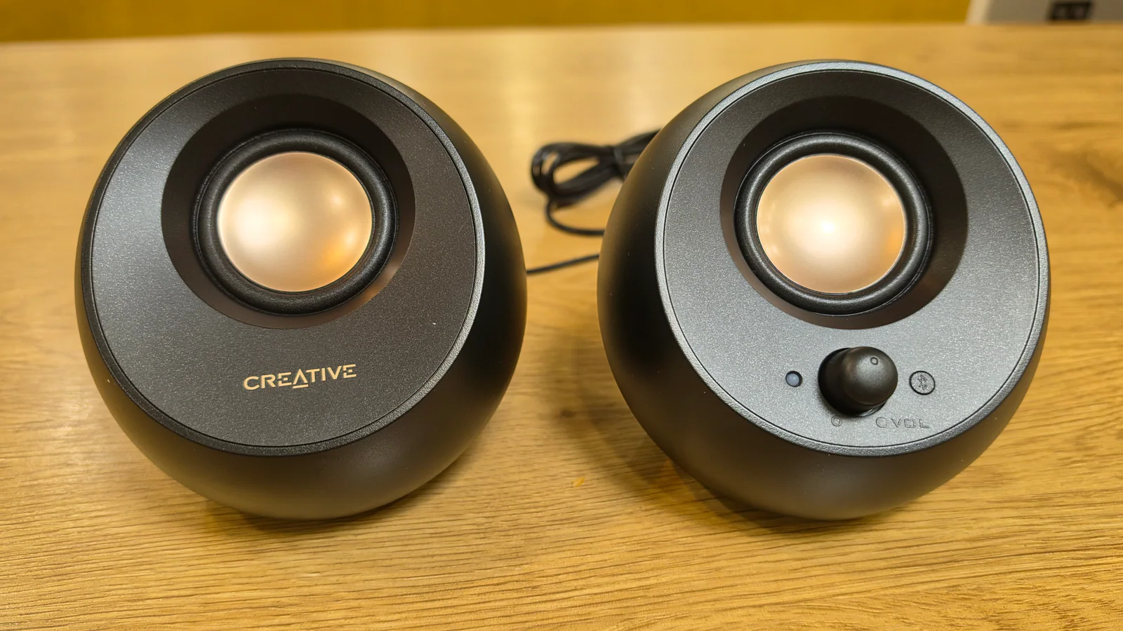 Обзор Creative Pebble V3: компактные колонки с неожиданной громкостью, но что с качеством звука?