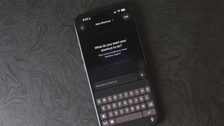 Создание ярлыка с помощью Apple Intelligence на iPhone.