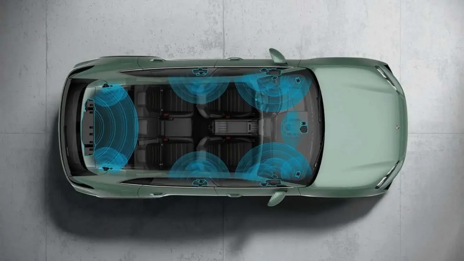 Porsche уменьшит автозвук с помощью чипов GaN, а не добавит громкости