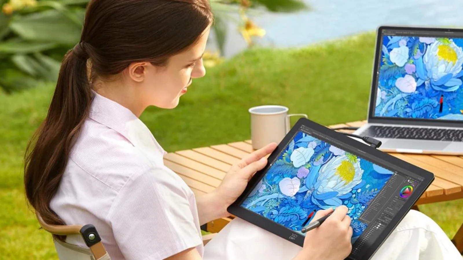 XPPen Artist Ultra 14 весит 720 г, но без компьютера работать не может