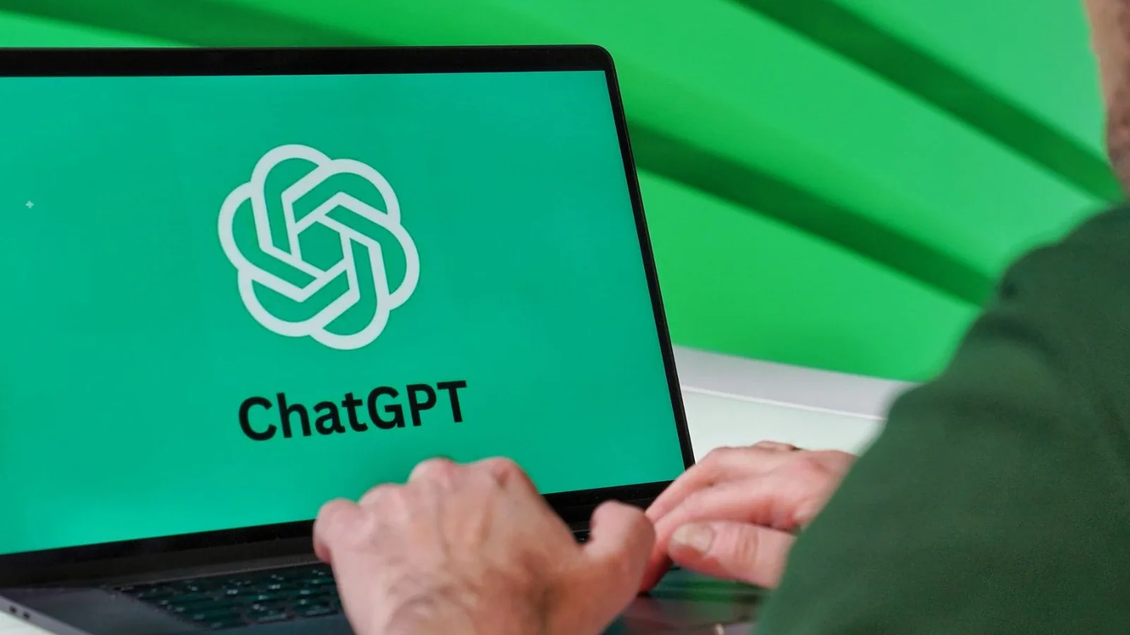 GPT-6 Astra дошла до ChatGPT Plus, но в обычном чате ее нет