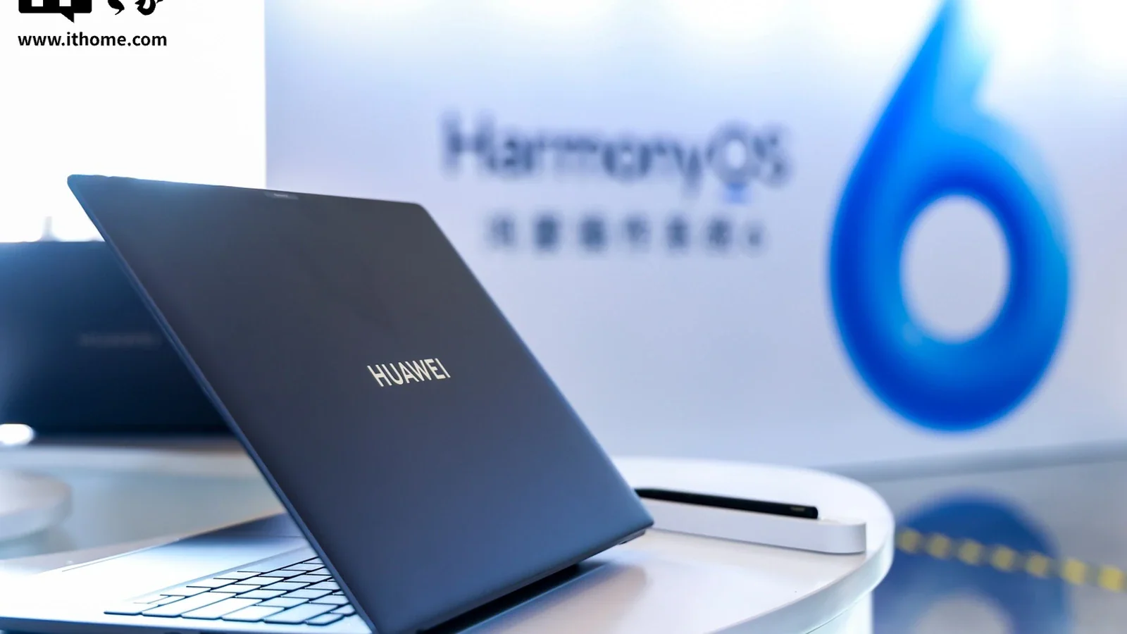 Huawei обновила MateBook Pro с HarmonyOS: улучшили виртуализацию и стабильность