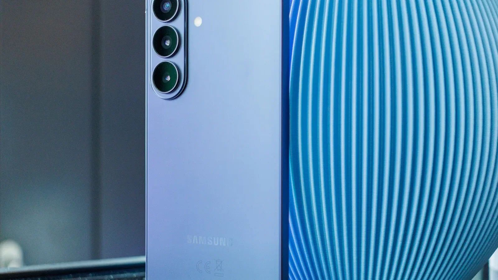 Galaxy S27 уже тестируют с новым Snapdragon, но Samsung не отказывается от Exynos
