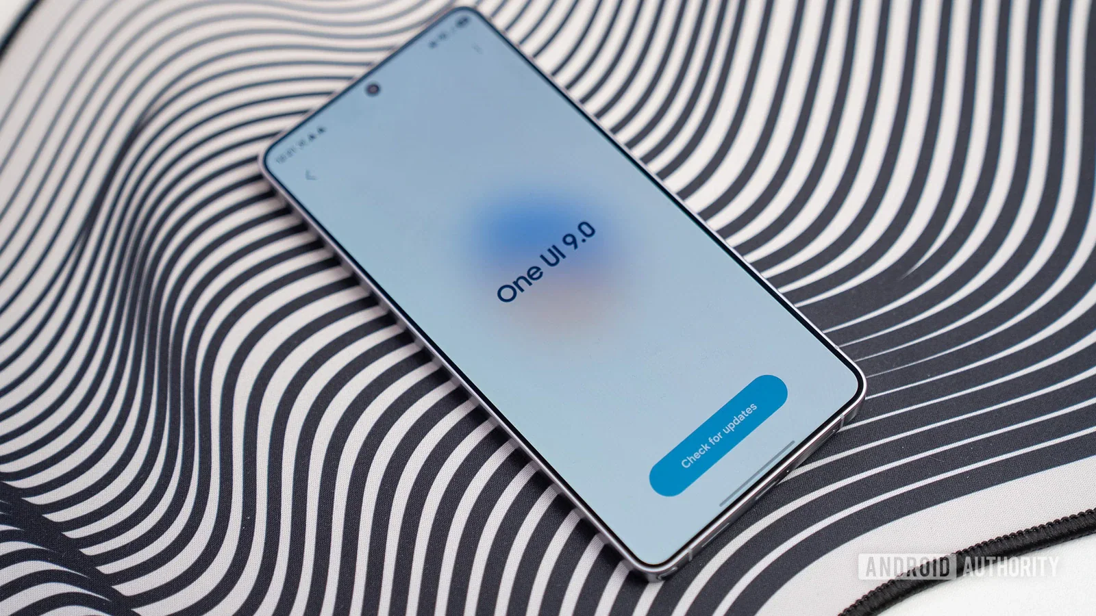 One UI 9 добралась до Galaxy S26 в США, но с недельной задержкой у операторов