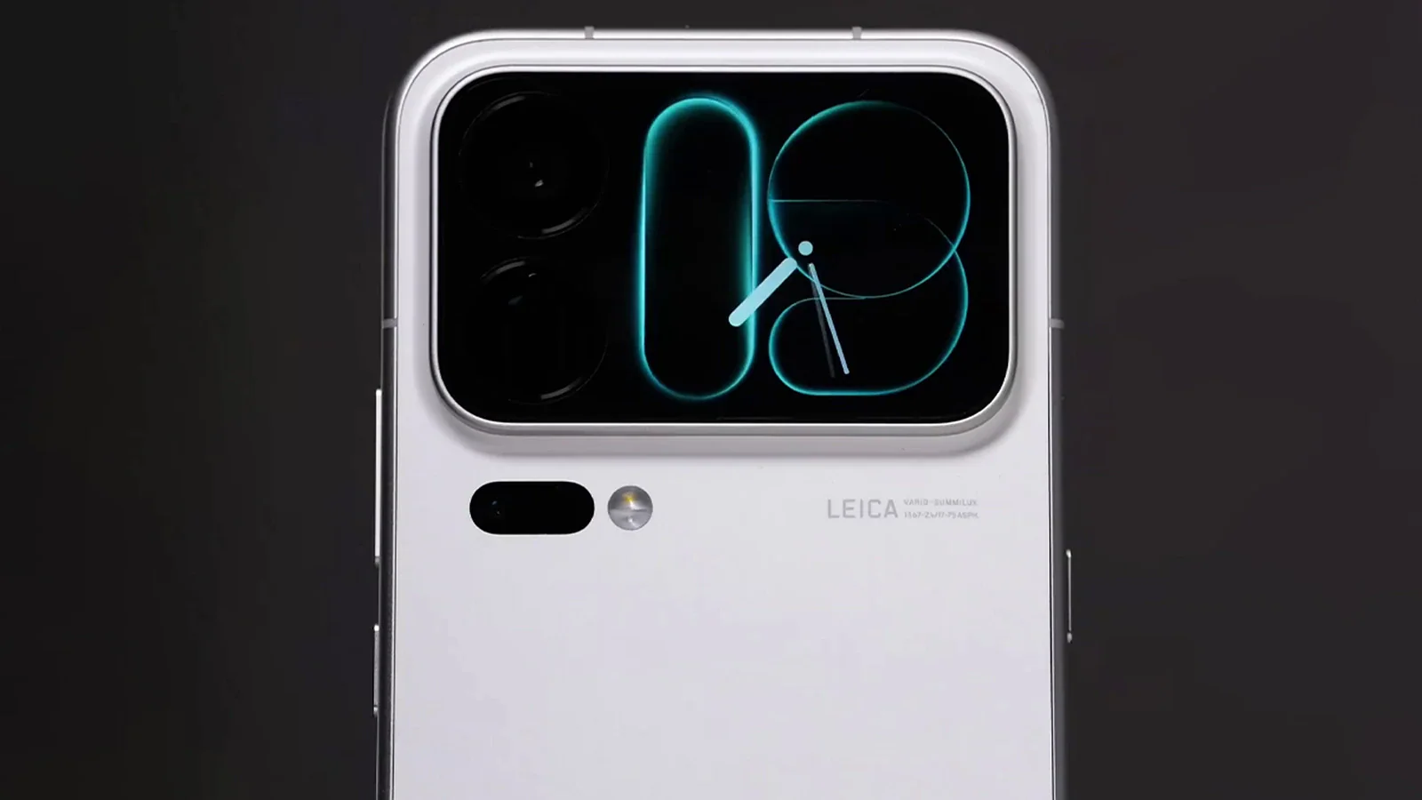 Xiaomi 18 Pro показал неожиданный разрыв в тесте нового Snapdragon